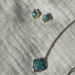 Kendra Scott Silver and Turquoise Necklace and earrings